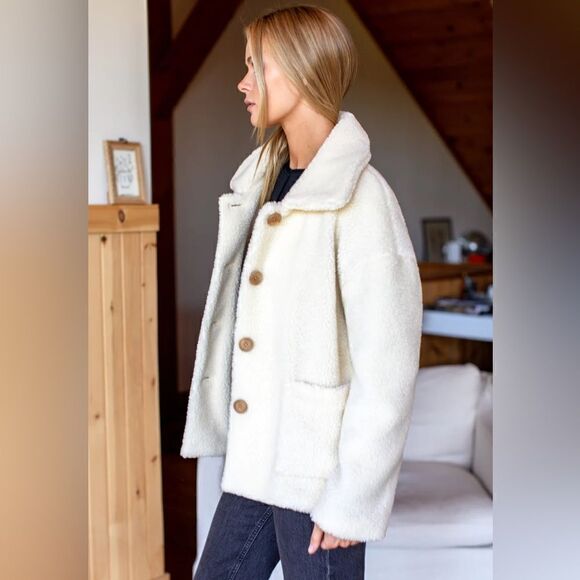 Emerson Fry Jackets & Blazers - 🆕NWT EMERSON FRY Shorty Teddy Coat